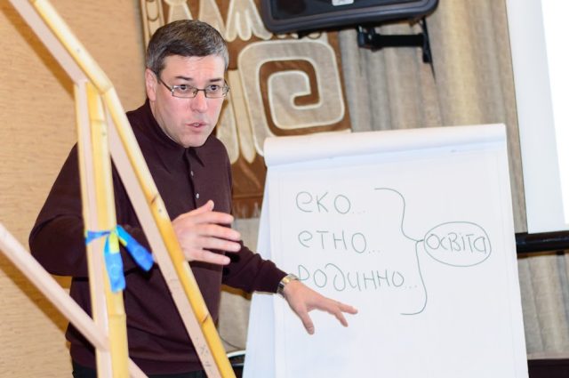 Ігор Дубровський, тренер Української Миротворчої школи