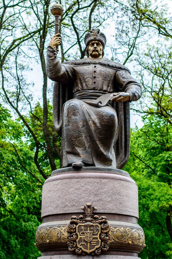 Пам'ятник Гетьману Івану Мазепі в Полтаві