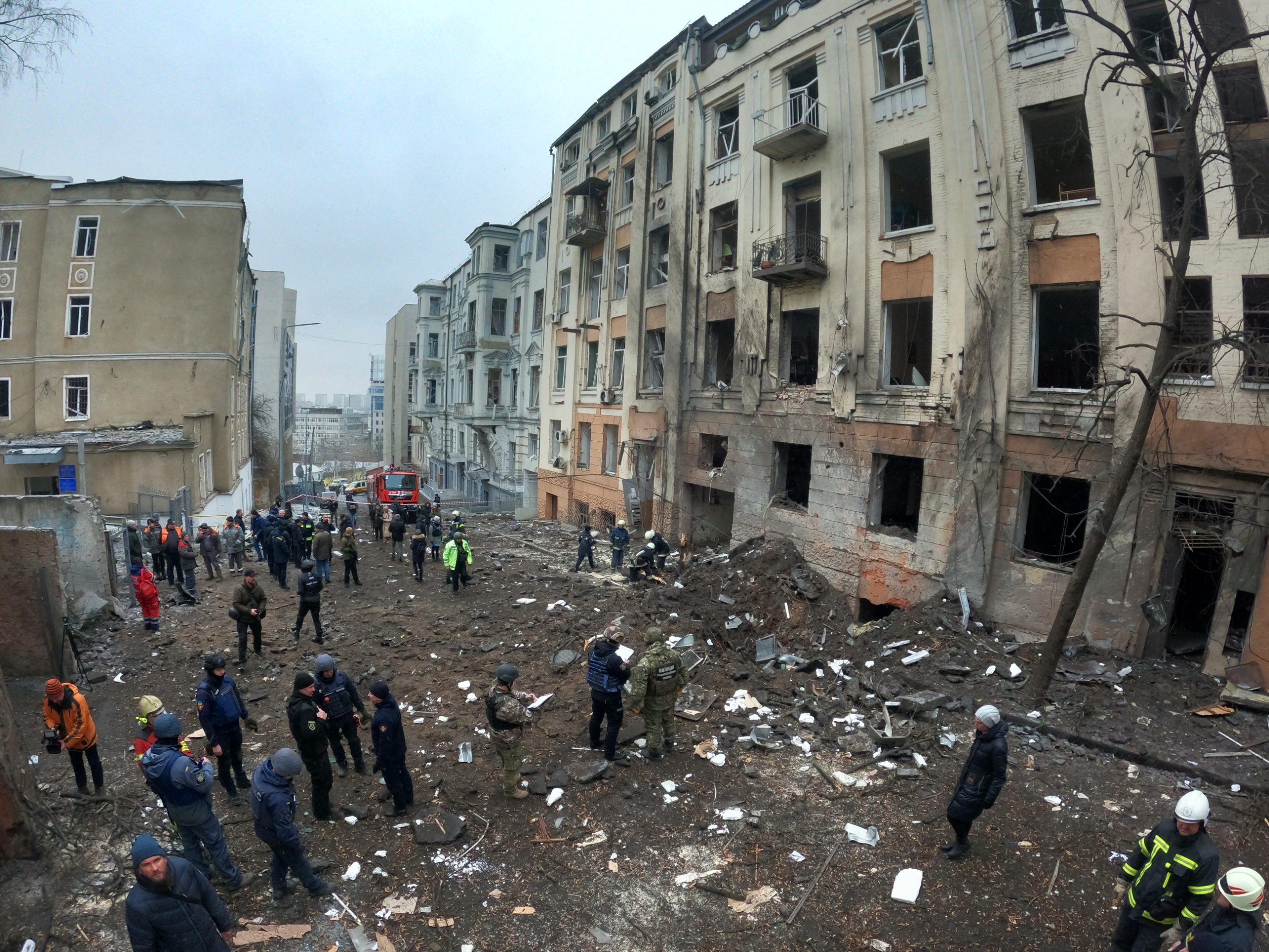 Харків. Куликівський узвіз після удару ракетою С-300. Фото Євгена Титаренка від 5 лютого 2023.